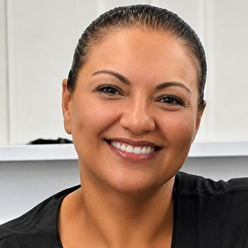 Cássia Elena Soares